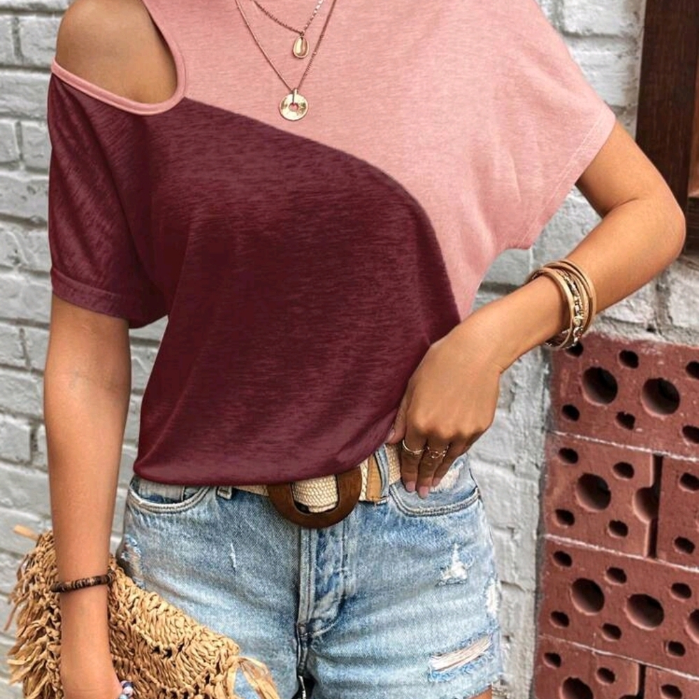Source Unknown Asymmetrical Pink and Red Short Sleeve Tee
